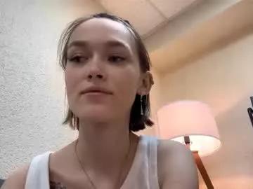 Crystal_dusk webcams show profile image 