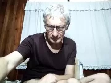 cucaio18 from Chaturbate