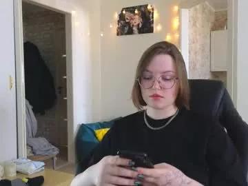 Cute_junk webcams show profile image 