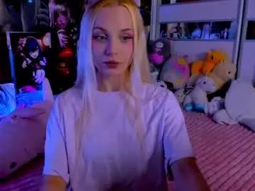 cuttie_ponyy from Chaturbate