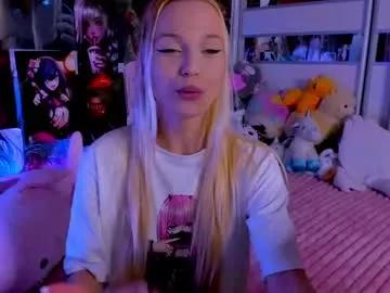 cuttie_ponyy from Chaturbate