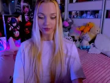 cuttie_ponyy from Chaturbate