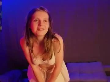 cuttielinda from Chaturbate