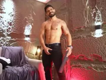 dann_saenz from Chaturbate