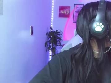 danniela_ferrer_v from Chaturbate