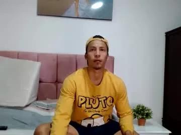 dannyhothot from Chaturbate