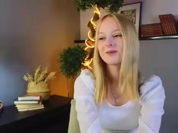 Photos of darceyheyd from Chaturbate is Away