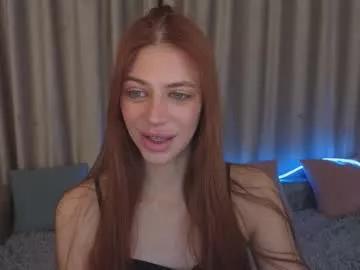 Discover our girls online shows and discover the company of countless livestreamers, with stunning shapes, sex toys and more.