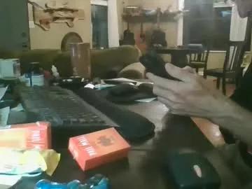 ddraggin69 from Chaturbate
