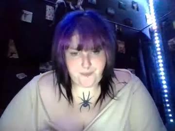 deaddolloxo from Chaturbate