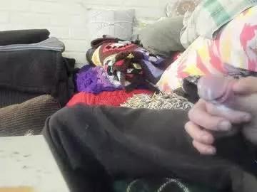 deeznutz343 from Chaturbate