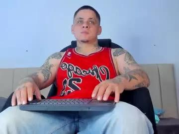 dennis_munera from Chaturbate