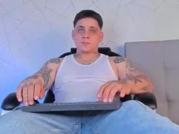 dennis_munera from Chaturbate