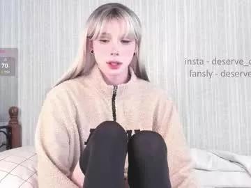 deserve_dessert from Chaturbate