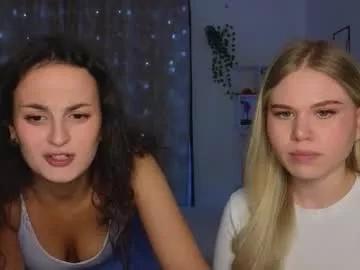 Discover our girls online shows and discover the company of countless livestreamers, with stunning shapes, sex toys and more.