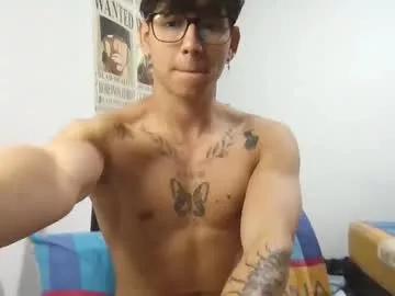 dillom420 from Chaturbate