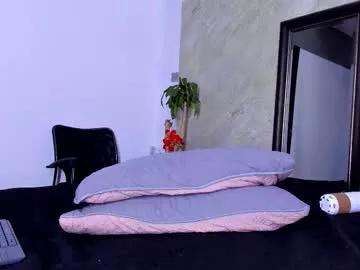 dimitrideluxe from Chaturbate