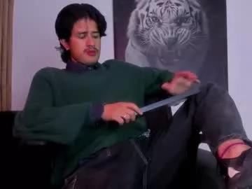 dimitrideluxe from Chaturbate