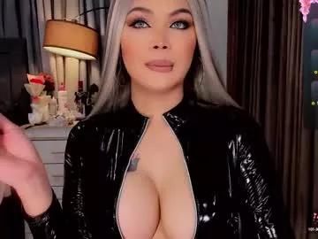 divinequeen from Chaturbate