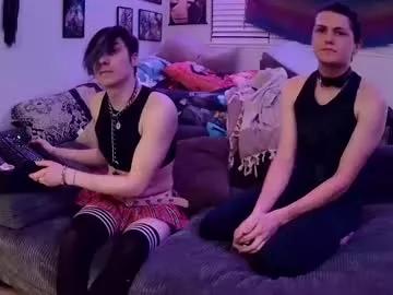 dizzythedoggo from Chaturbate