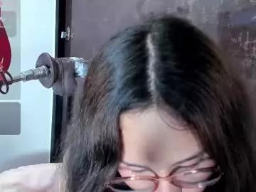 doll_bella_ from Chaturbate