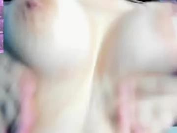 doll_snow from Chaturbate