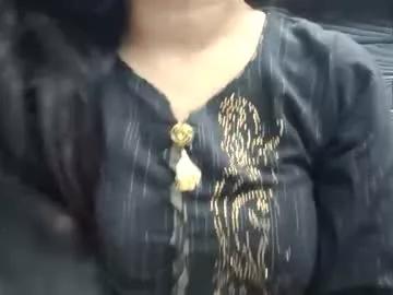dollmeenu from Chaturbate