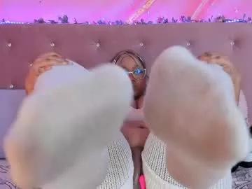 dolly__reyes from Chaturbate