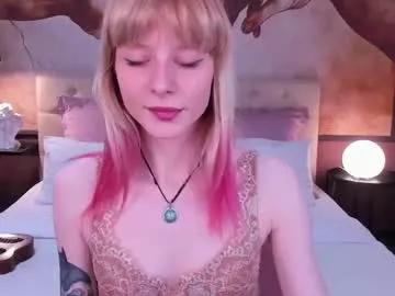 dollypalmer from Chaturbate
