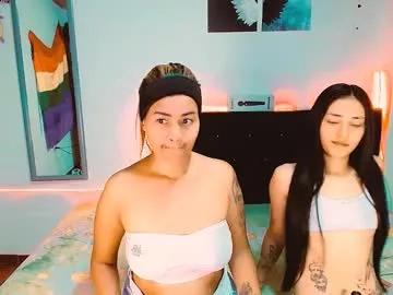 Discover our girls online shows and discover the company of countless livestreamers, with stunning shapes, sex toys and more.