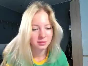 e___lisa from Chaturbate