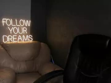 eevee52 from Chaturbate