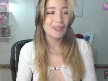 eliiih_ from Chaturbate