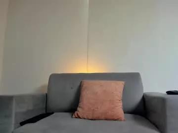 ella_lxx_ from Chaturbate