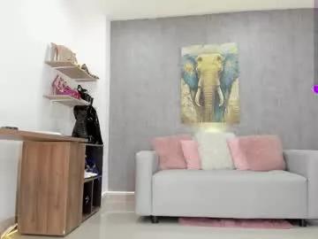 ella_pride1 from Chaturbate