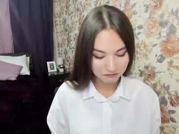 ellacurtis from Chaturbate