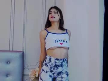 ellaglow from Chaturbate