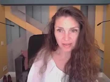 ellalongs from Chaturbate