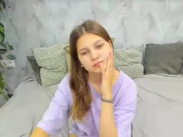 elle_ellise from Chaturbate