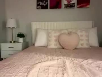 ellebby7 from Chaturbate