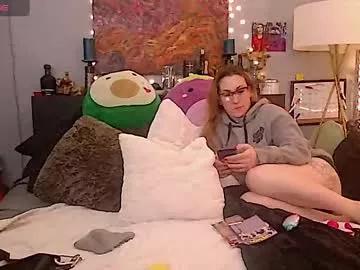 elleekaypetite from Chaturbate