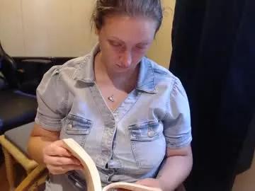 ellemermaid from Chaturbate