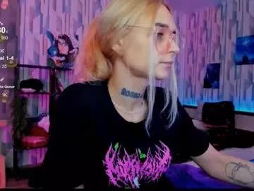 elli_26 from Chaturbate