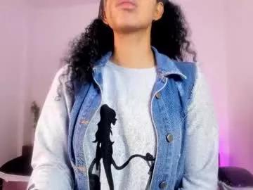 ellie_alves from Chaturbate