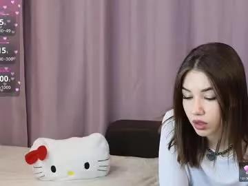 ellie_miller_ from Chaturbate