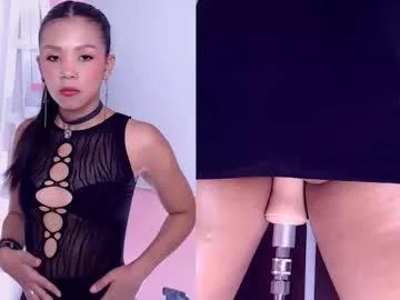 ellieblush from Chaturbate
