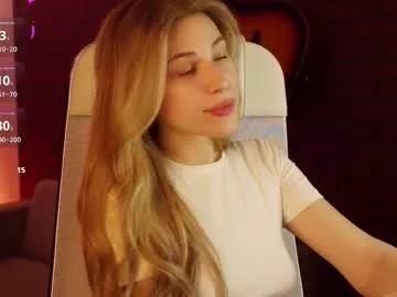 elliecutes from Chaturbate