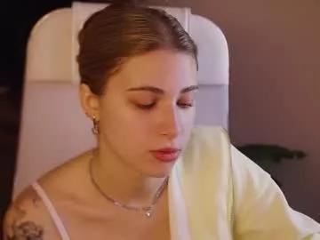 elliecutes from Chaturbate