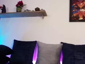 elliee1 from Chaturbate