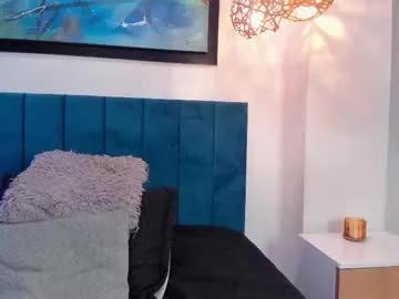 elliefontanes from Chaturbate